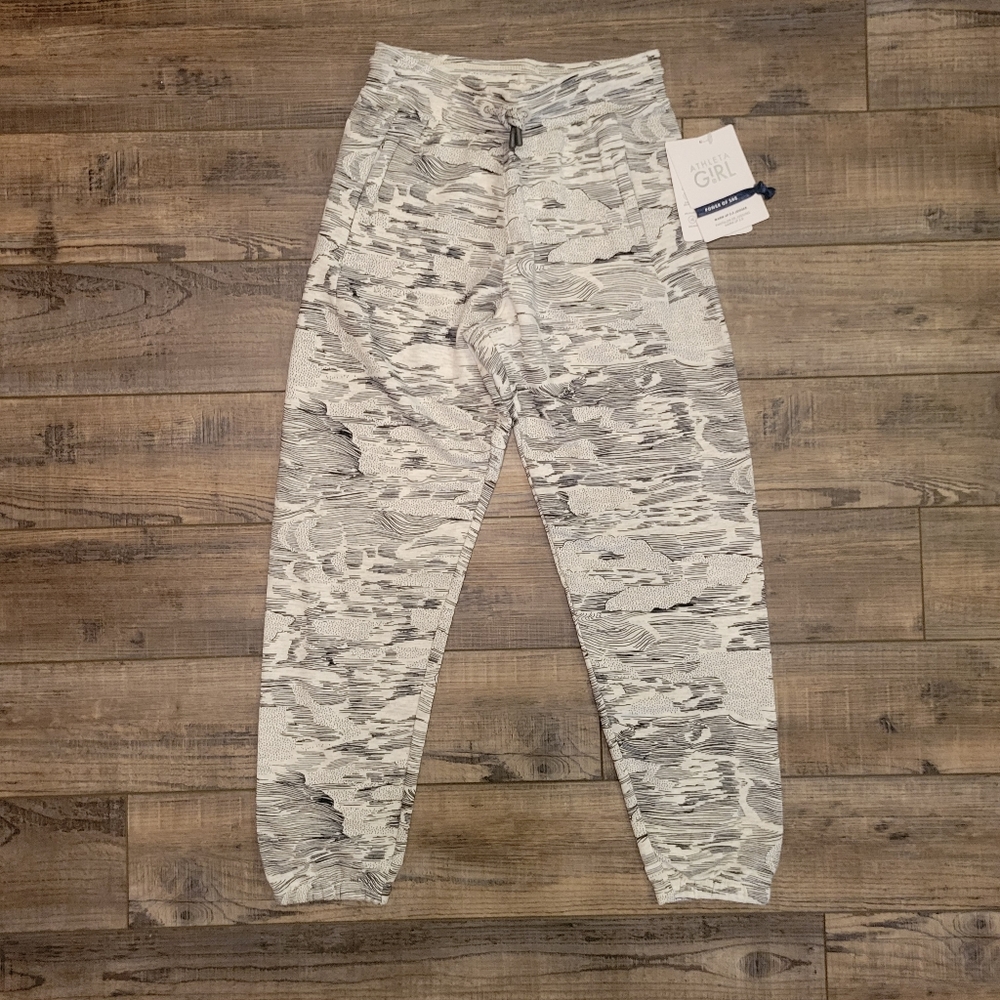 NWT Athleta Girl jogger